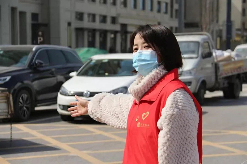 今天，我们这样学雷锋！